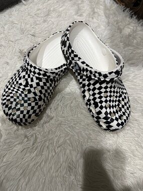 CROCS Kids Black & White Checkerboard Clog